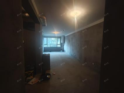 任城南池整租 鲁商运河公馆3室2厅/103平/底层