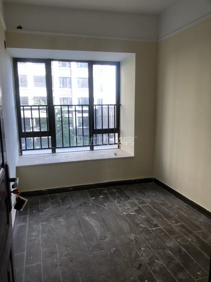 遂溪遂溪整租 山湖海上城4室2厅/129平/低楼层