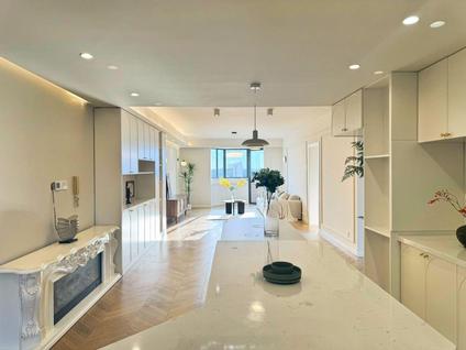 浦东前滩整租 晶耀名邸(三期)2室2厅/93平/中楼层