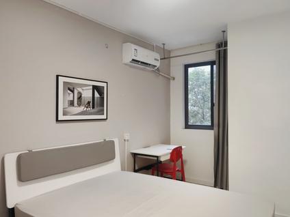 静安西藏北路合租 南山小区4室1厅/12平/低楼层