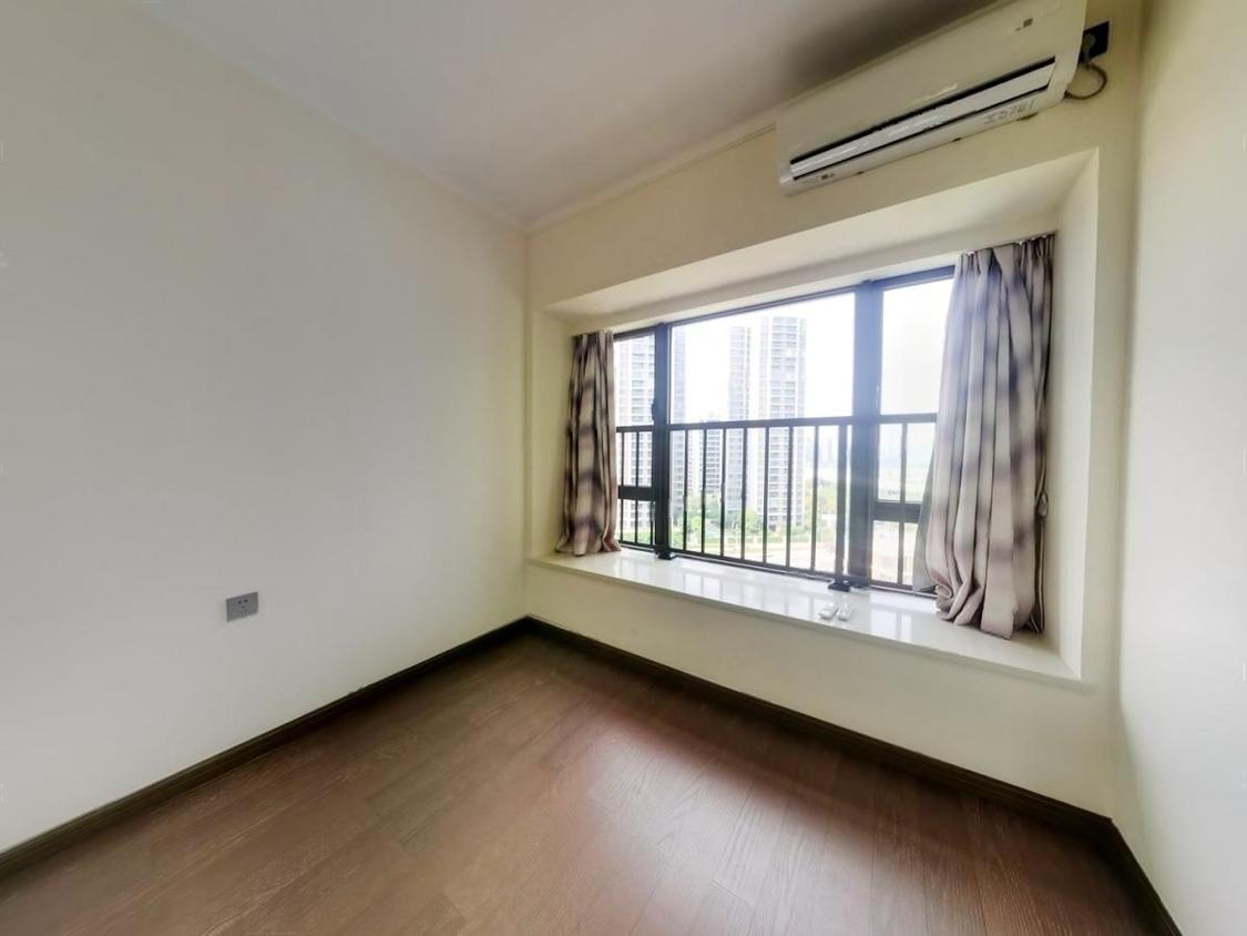 整租·美的华发天珀