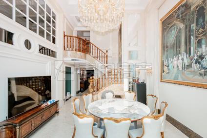 朝阳华威桥整租 山水文园(西园)5室2厅/305平/低楼层