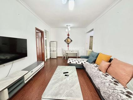 盘龙张官营整租 滨江俊园2室2厅/69平/低楼层