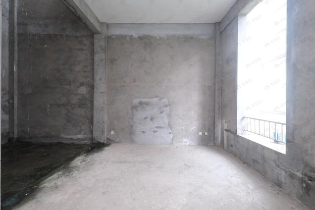 北京沿江社区的别墅,空气好的联排,自然构造,保持原样5室2厅 | 256.3㎡ | 南 | 碧水琴湾(一期)低楼层/共1层