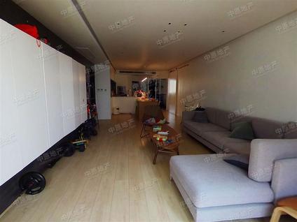 长宁古北整租 罗马花园3室2厅/187平/高楼层