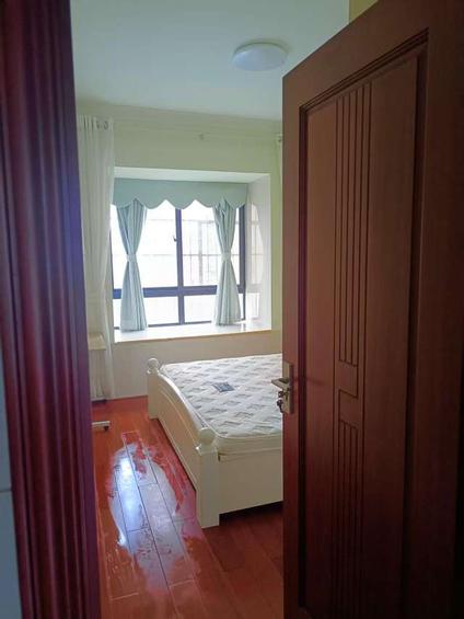 琼山椰海整租 香榭花园3室2厅/115平/中楼层