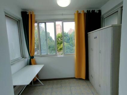 闵行浦江镇整租 汇秀景苑(二街坊)3室1厅/80平/低楼层