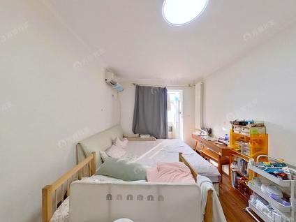 西城白云路整租 真武庙三条1号院2室1厅/50平/中楼层