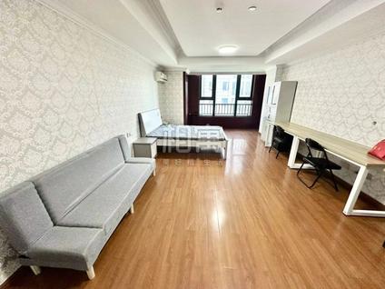 上城火车东站整租 克拉公馆1室1厅/60平/中楼层