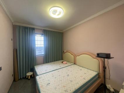 上饶县行政中心商圈整租 友邦玫瑰公馆3室2厅/120平/中楼层