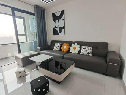 信都信都整租 七十九号院2室2厅/100平/高楼层