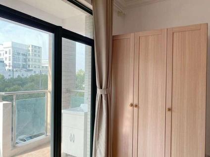 浦东杨思合租 申江豪城4室1厅/17平/低楼层