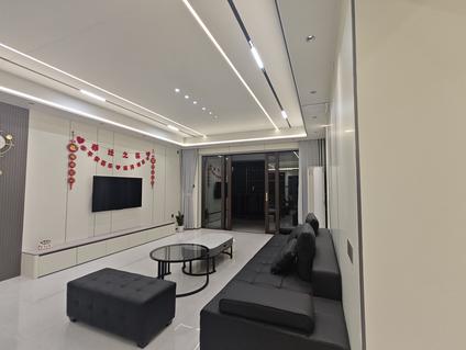 霞山海滨片区整租 御景鸿庭5室2厅/175平/低楼层