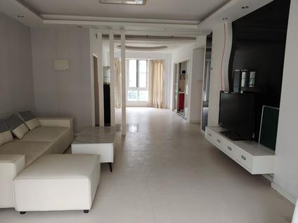 海曙高桥整租 盛世华城3室2厅/128平/中楼层