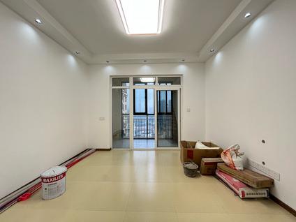 两江新区石马河整租 大川壹江城3室2厅/91平/高楼层