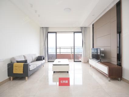 蓬江滨江新区整租 绿茵高尔夫3室2厅/87平/高楼层