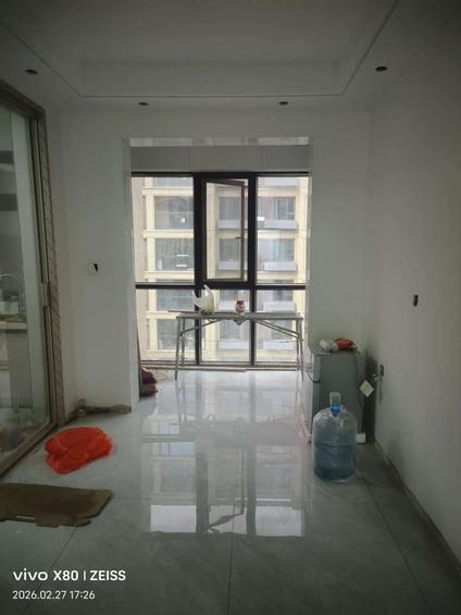 红旗柳青路整租 东哲中南府3室2厅/124平/中楼层