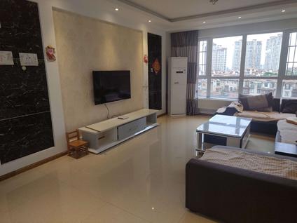 观山湖奥体中心整租 中铁逸都国际(C区)3室2厅/140平/中楼层