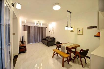 蓬江滨江新区整租 天英月珑湾3室2厅/99平/中楼层