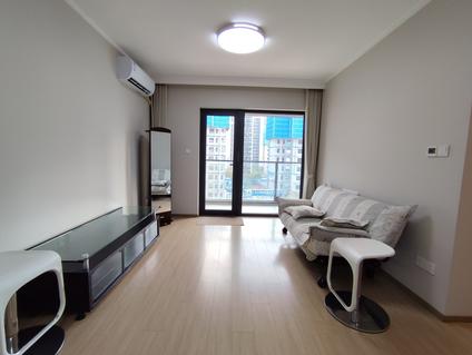 黄岛灵山卫整租 灵山湾壹号3室2厅/102平/低楼层