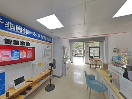 雁塔曲江城市运动公园整租 保利曲江春天里1室1厅/58平/高楼层