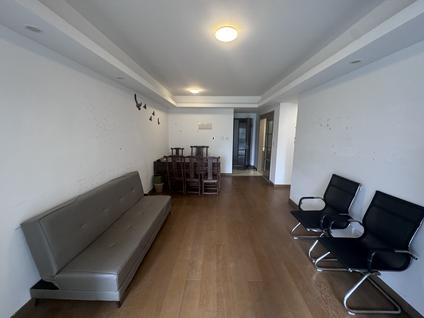 新站职教城整租 招商公园1872(一期)3室1厅/99平/低楼层