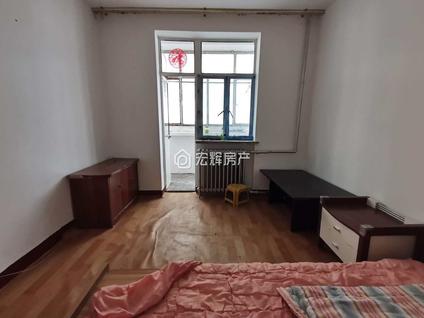 城关东方红广场整租 东太小区2室0厅/50平/中楼层