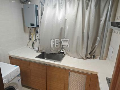 石景山古城合租 樱花苑3室1厅/13平/低楼层