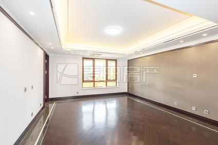 朝阳石佛营整租 公园18724室2厅/230平/低楼层