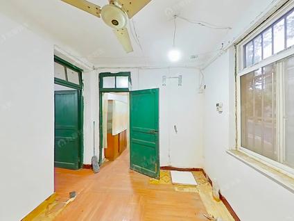 栖霞万寿整租 化纤新村1室1厅/50平/低楼层