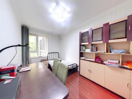 未央市图书馆整租 城市锦上3室2厅/101平/中楼层