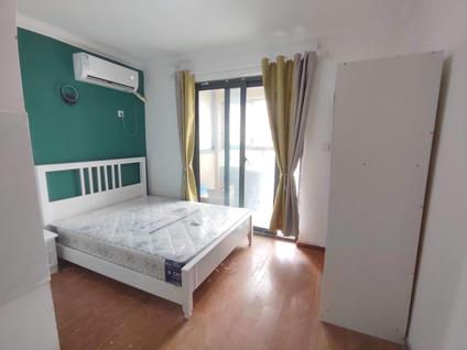 嘉定安亭合租 兰棠佳苑1室0厅/85平/高楼层