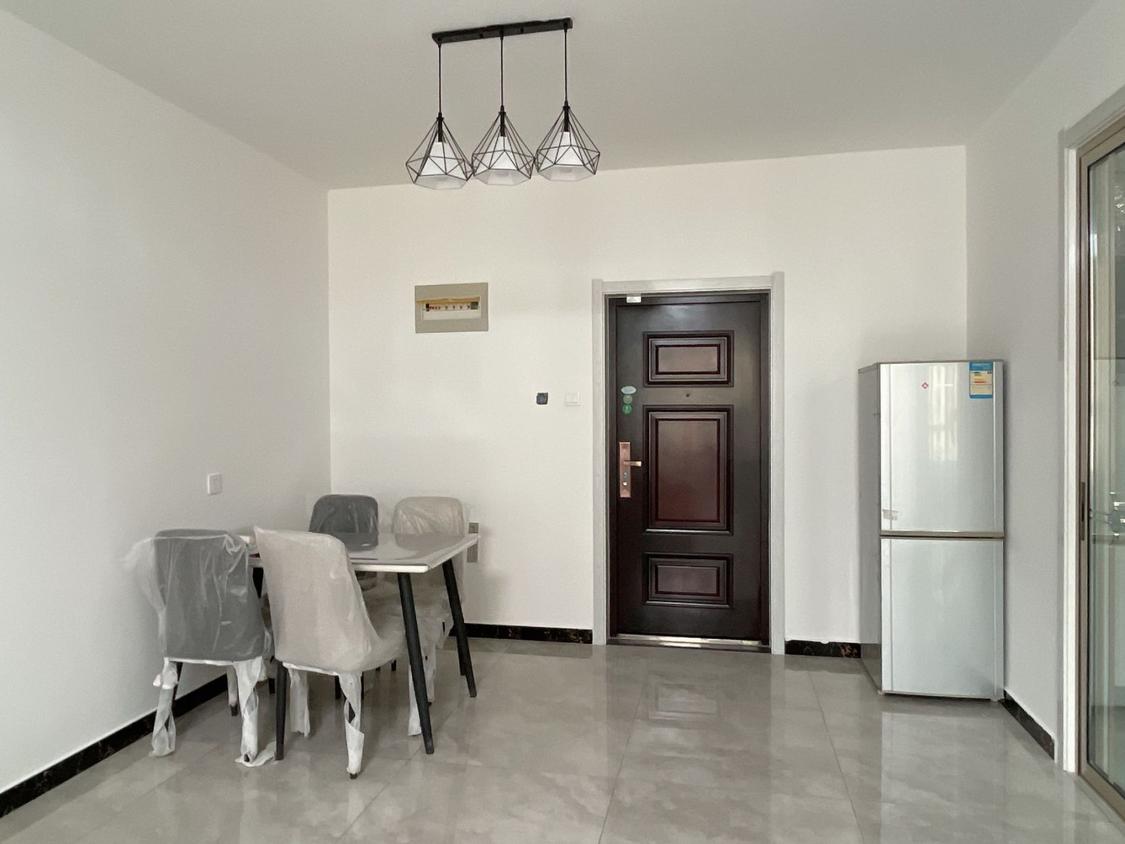 整租·泰华丽景蓝湾