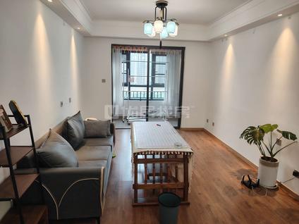 大理大理市整租 锦绣华城2室2厅/77平/中楼层