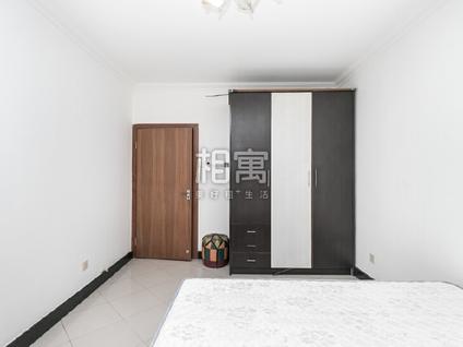 通州果园合租 达富苑小区3室1厅/20平/中楼层