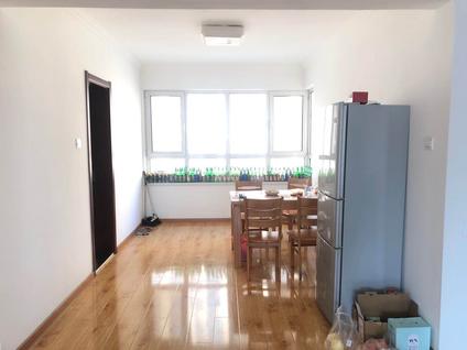 城阳上马整租 贵都景苑2室2厅/90平/中楼层