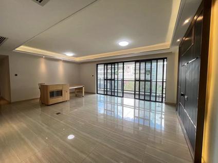 海珠滨江东整租 领江壹号3室2厅/120平/中楼层