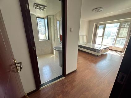 朝阳亚运村小营合租 嘉铭桐城(A区)4室2厅/64平/低楼层