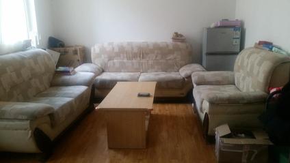 黄岛隐珠整租 孟家滩安置区2室1厅/80平/低楼层