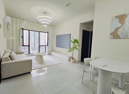 渝中大坪整租 英利国际广场2室1厅/75平/低楼层