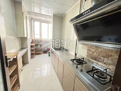 昌平回龙观合租 天龙苑4室1厅/12平/低楼层