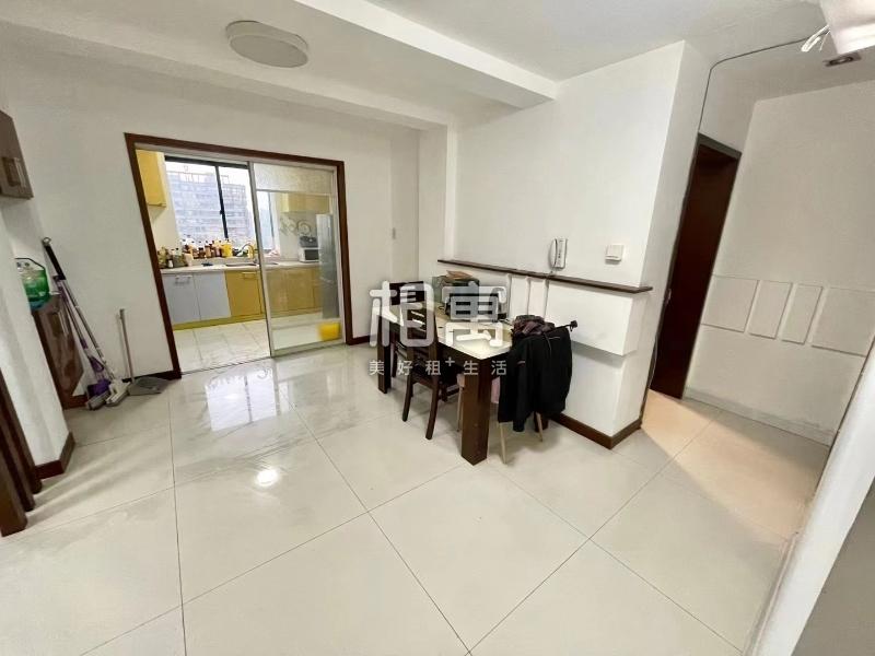 合租·光辉岁月公寓