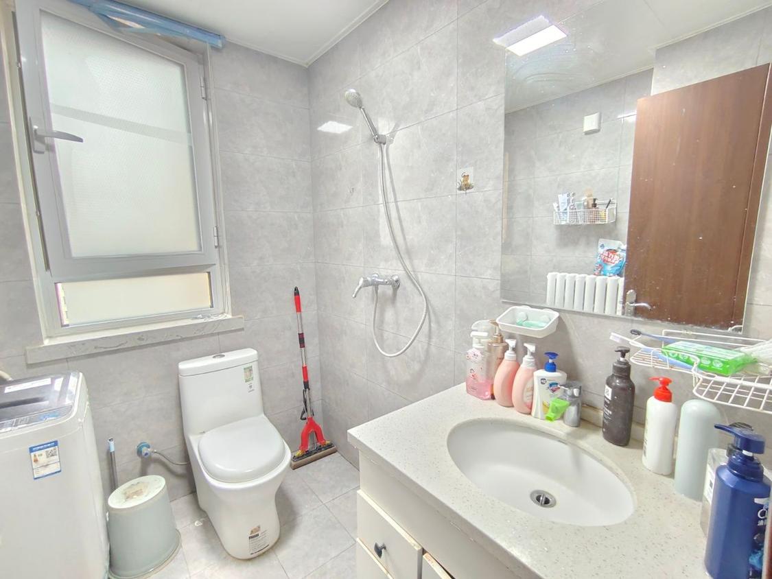 合租·华府新天地