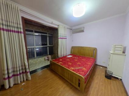 未央辛家庙整租 华远君城2室1厅/84平/低楼层