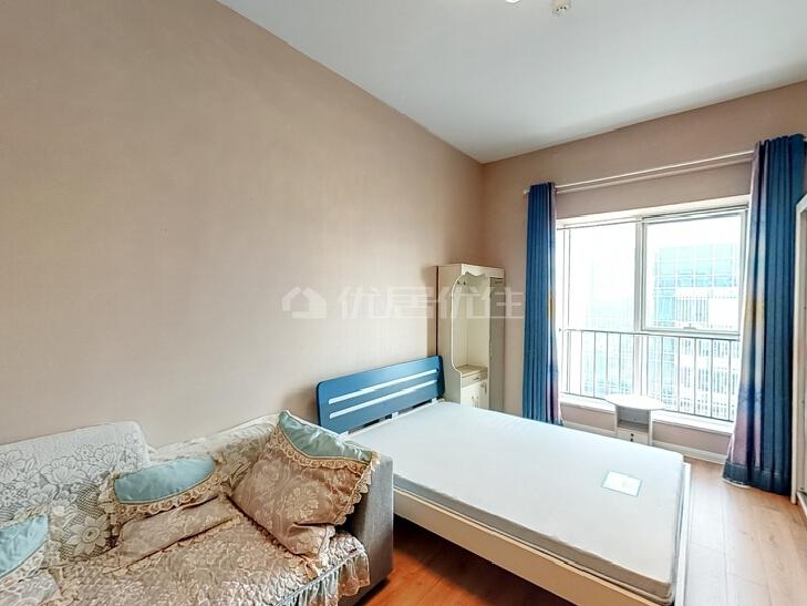 合租·世界侨商中心