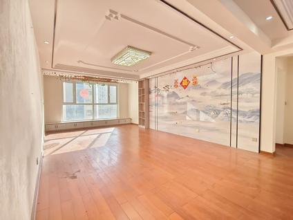 城西海湖新区整租 海湖星城3室2厅/138平/中楼层