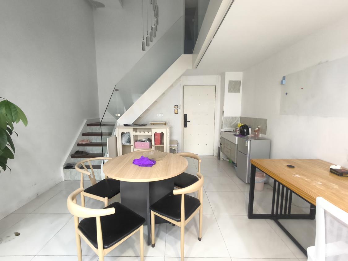 整租·世界金融中心