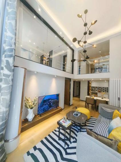 青岛海信正阳中心3室2厅70.31平低楼层/共9层