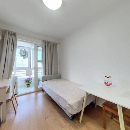 北京芳邻大厦1室1厅31.08平高楼层/共27层