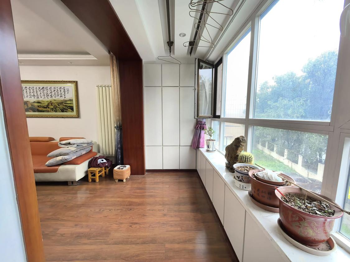 整租·李家峡家属院